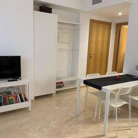 Apartamento En Primera Línea De Mar L'Ampolla Exterior foto