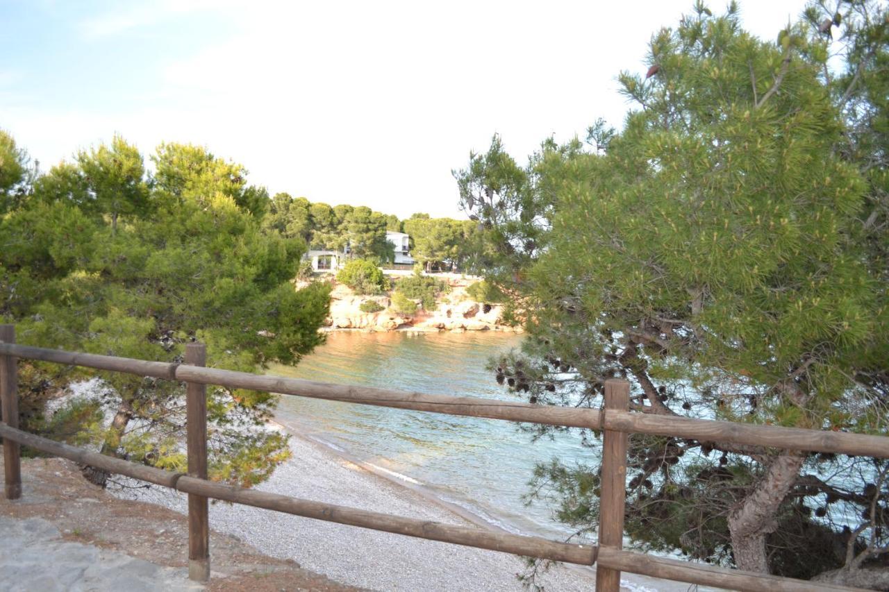 Apartamento En Primera Línea De Mar L'Ampolla Exterior foto