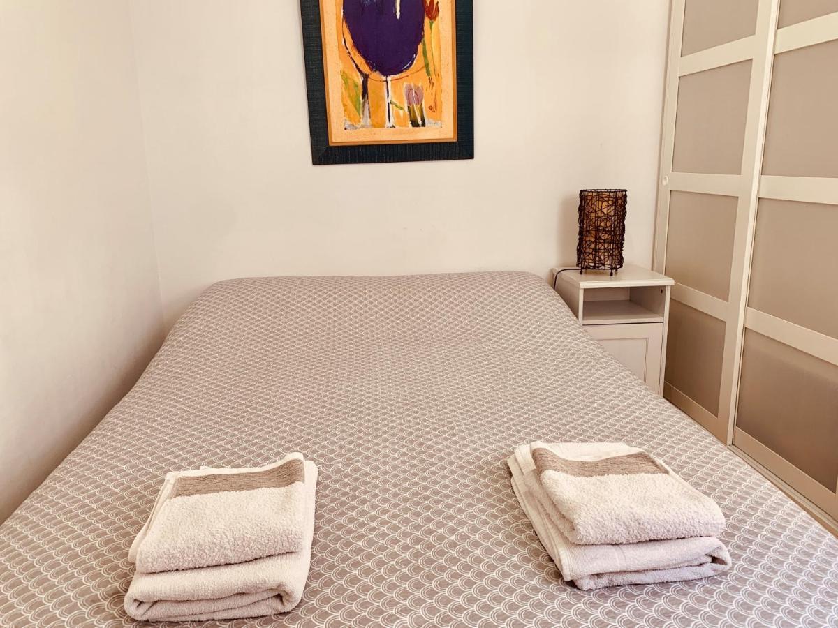 Apartamento En Primera Línea De Mar L'Ampolla Exterior foto